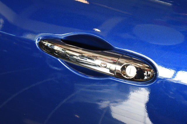 Used 2023 Maserati Levante GT AWD/4WD image 11