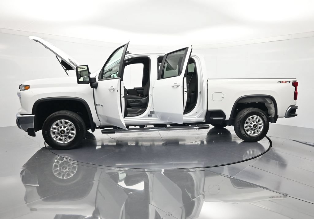 Used 2025 Chevrolet Silverado 2500 LT w/ Convenience Package AWD/4WD image 47