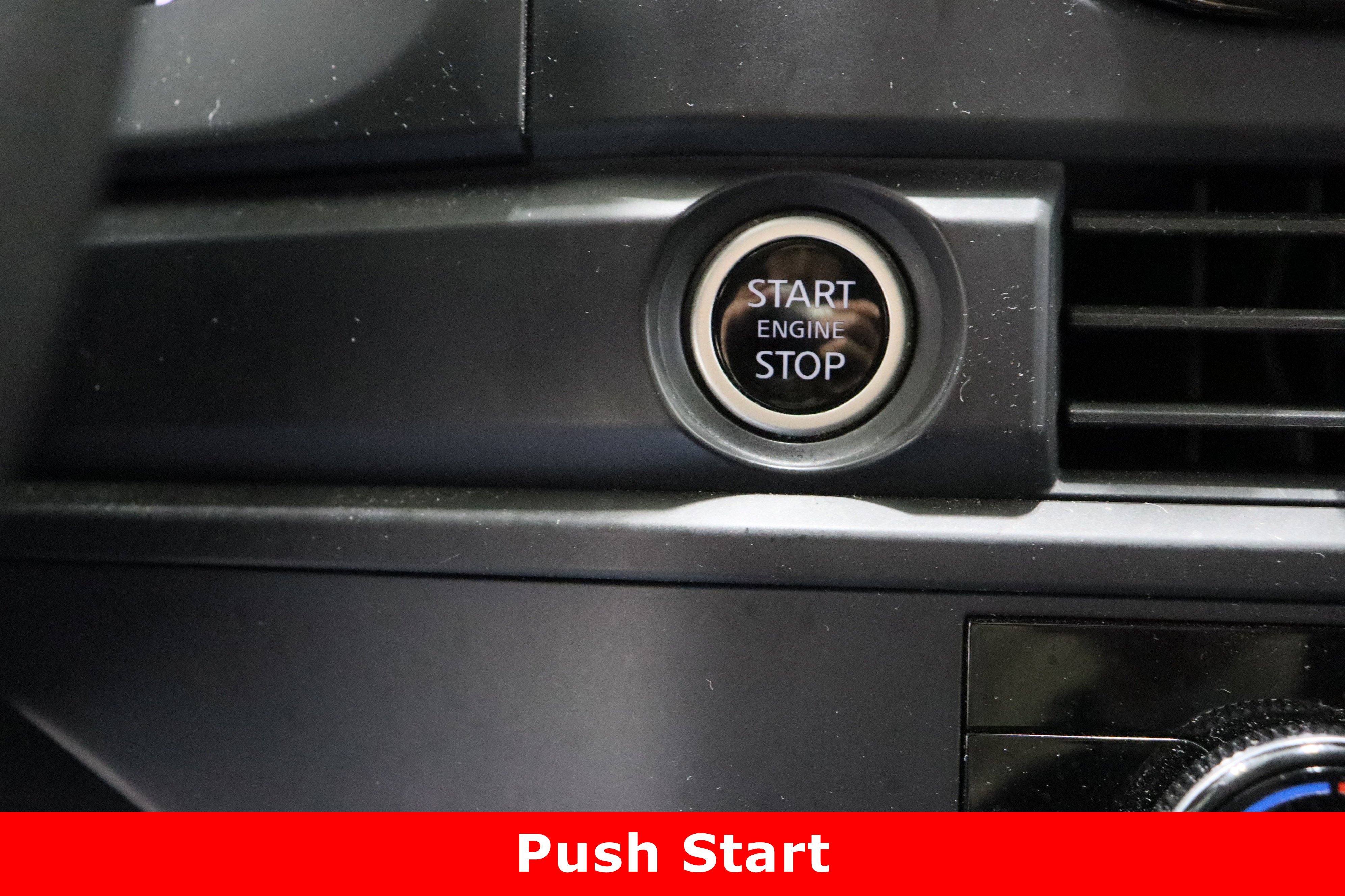 Used 2023 Nissan Pathfinder S image 17