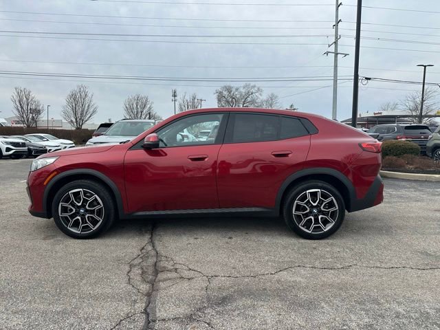Certified 2025 BMW X2 xDrive28i image 4