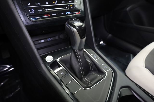 Used 2025 Volkswagen Taos SE image 26