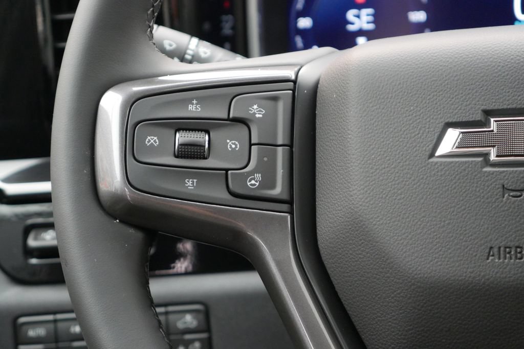 New 2026 Chevrolet Silverado 2500 ZR2 w/ ZR2 Bison Edition AWD/4WD image 25