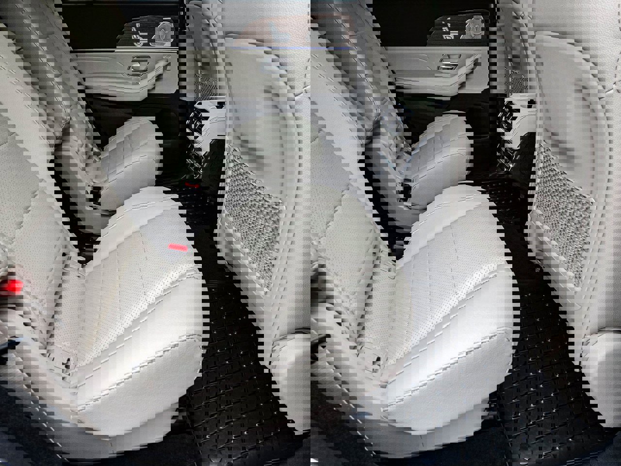 New 2026 Mercedes-Benz GLS 450 4MATIC image 37