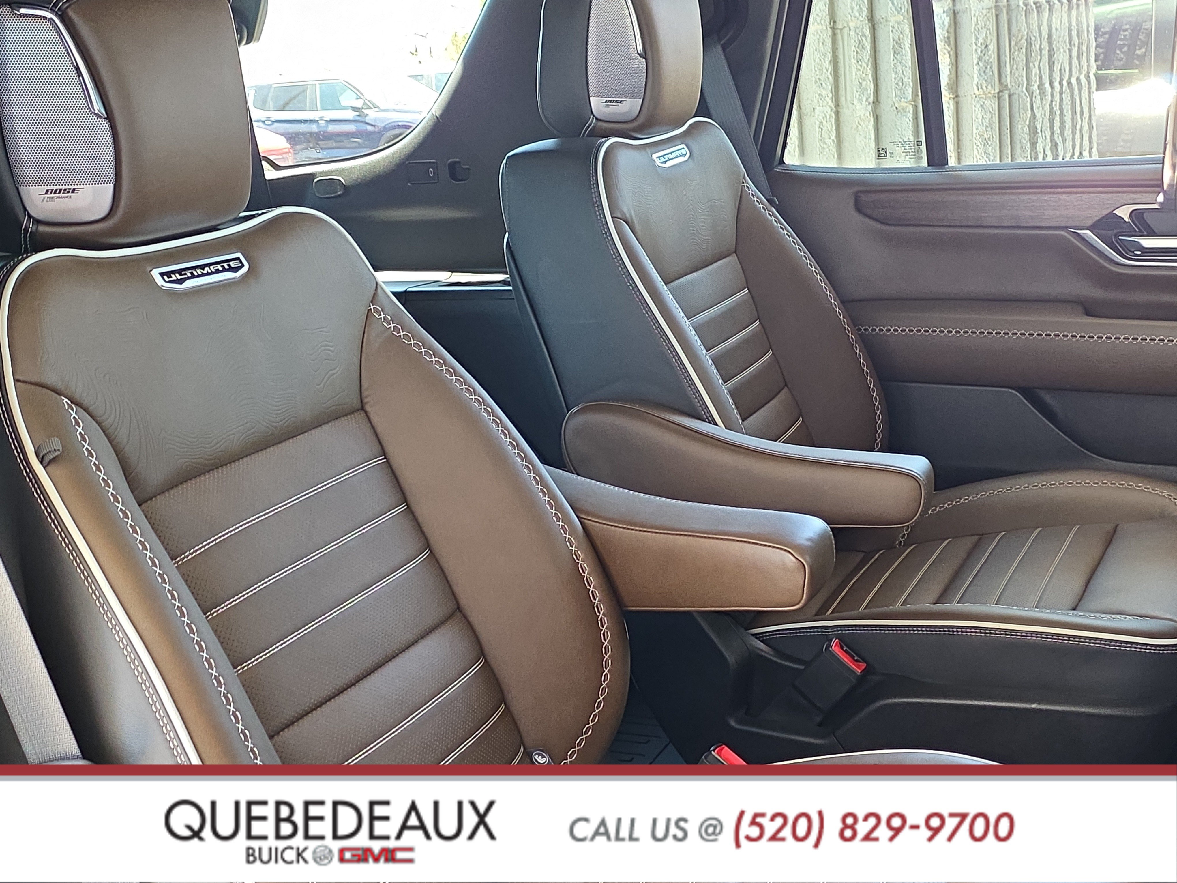 Used 2025 GMC Yukon Denali Ultimate AWD/4WD image 28