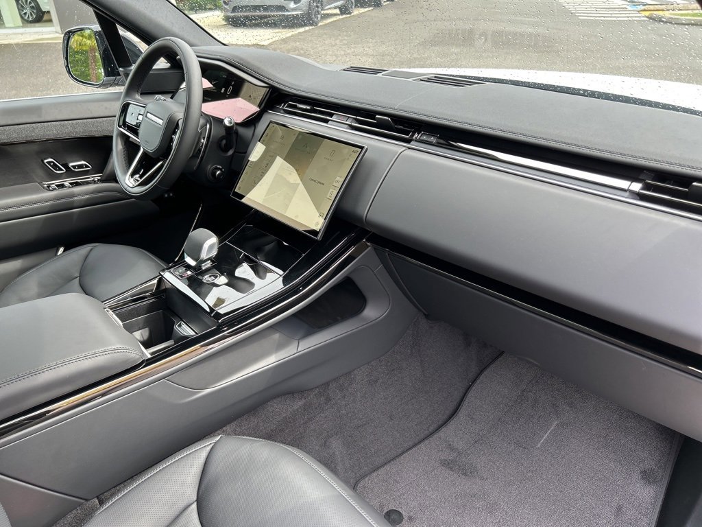 New 2025 Land Rover Range Rover Sport Dynamic SE image 20