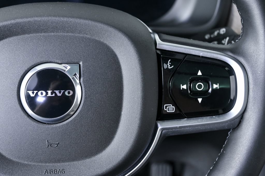Certified 2026 Volvo XC90 B6 Plus w/ Protection Package Premier image 13