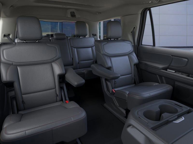 New 2025 Ford Expedition Active image 11