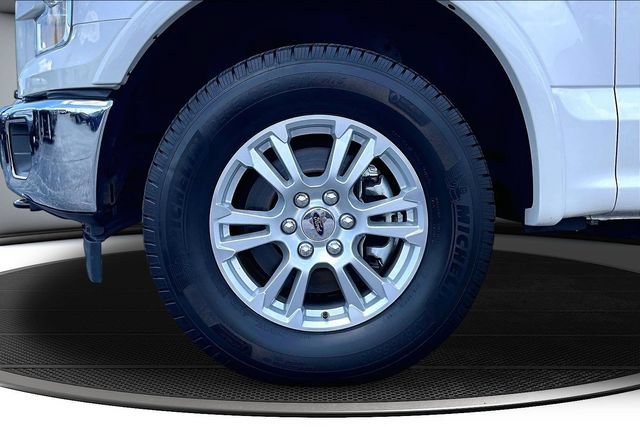 Used 2017 Ford F150 Lariat w/ Equipment Group 501A Mid AWD/4WD image 33