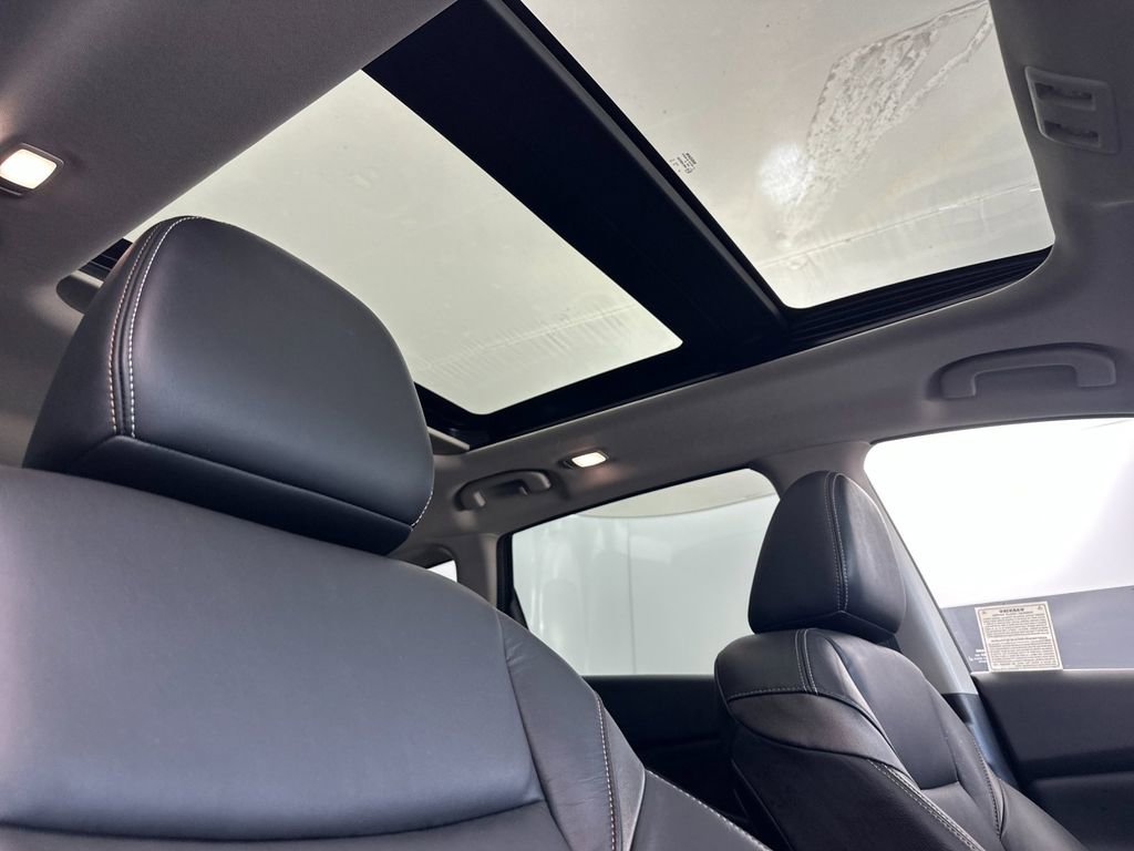 Used 2023 Nissan Murano Platinum w/ Cargo Package FWD image 16