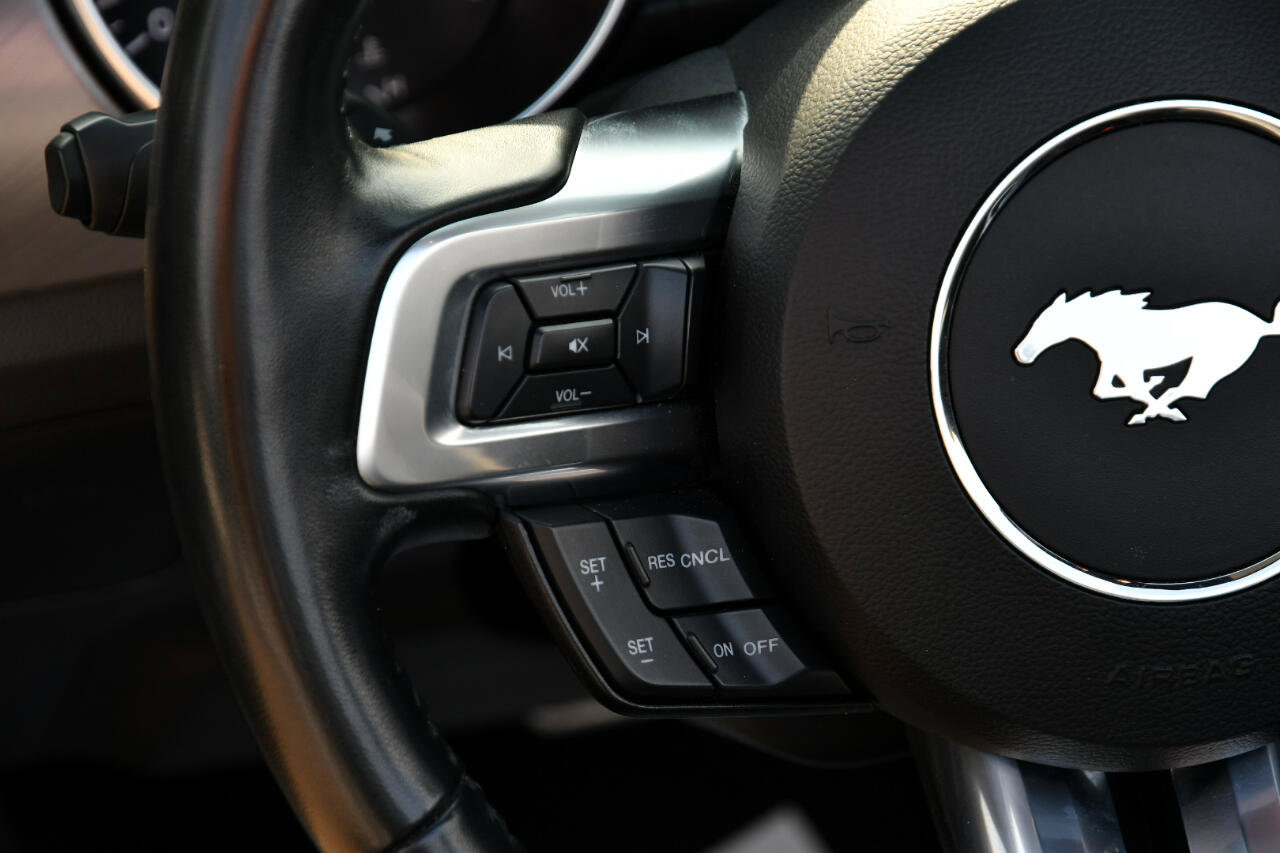 Used 2023 Ford Mustang Premium image 9