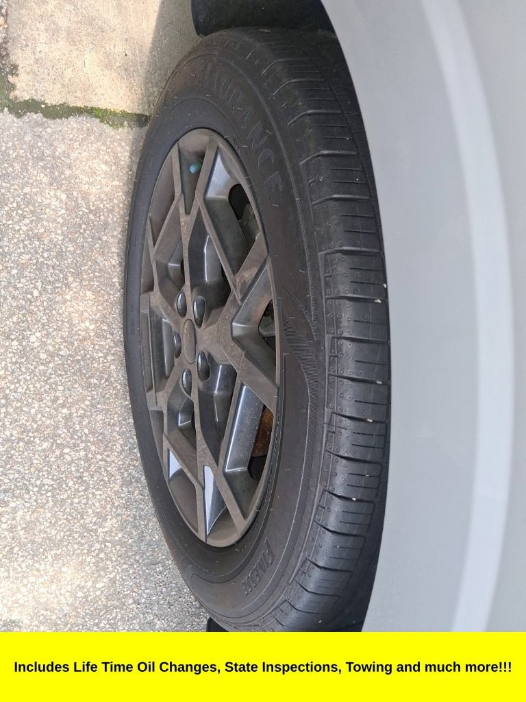 Certified 2025 Kia Carnival SX Prestige FWD image 3