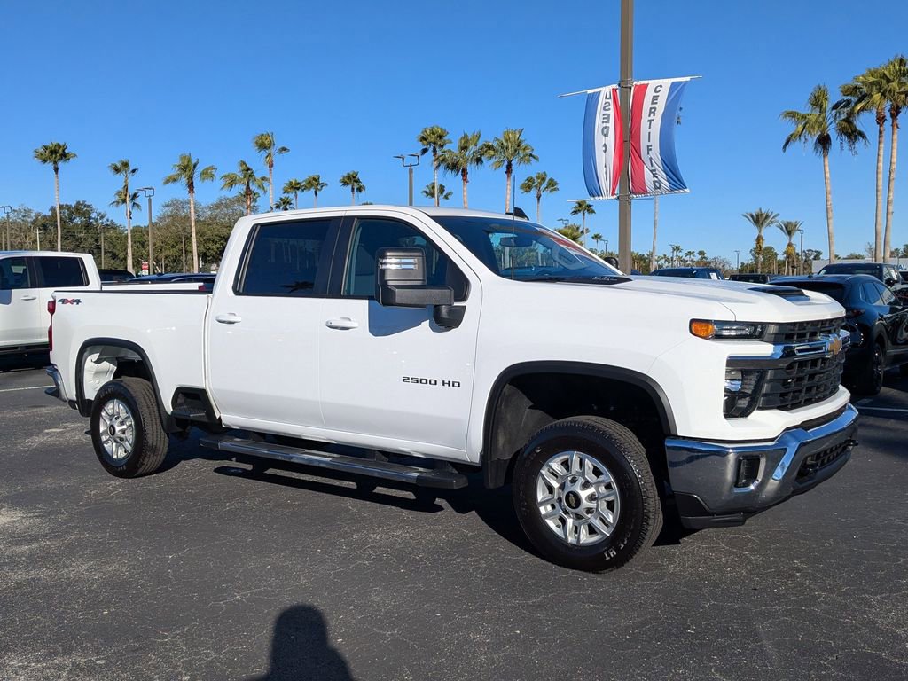 Used 2025 Chevrolet Silverado 2500 LT w/ Convenience Package image 2