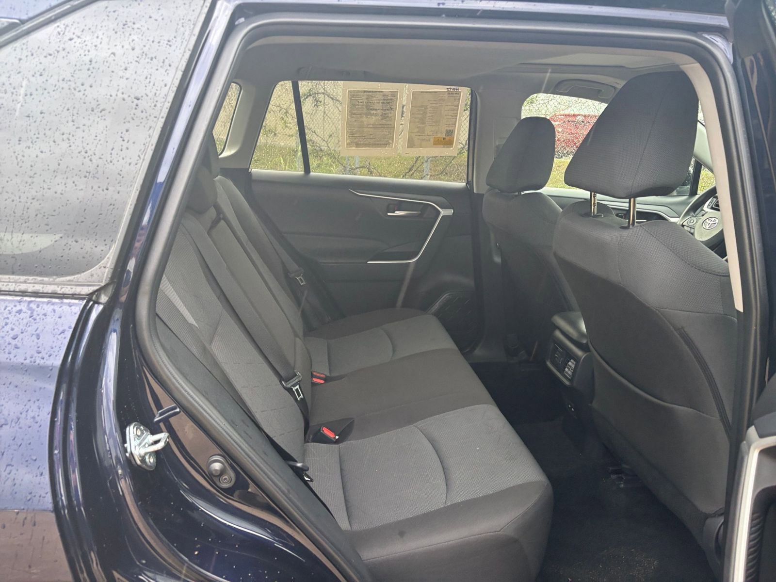 Used 2025 Toyota RAV4 XLE image 25