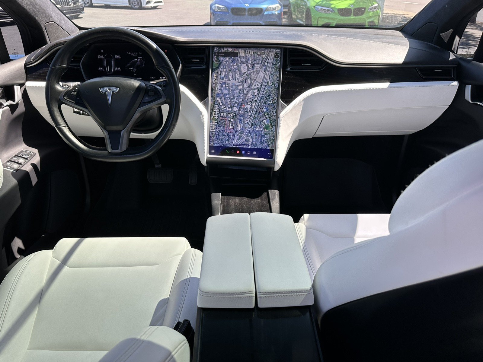 Used 2018 Tesla Model X 75D AWD/4WD image 17