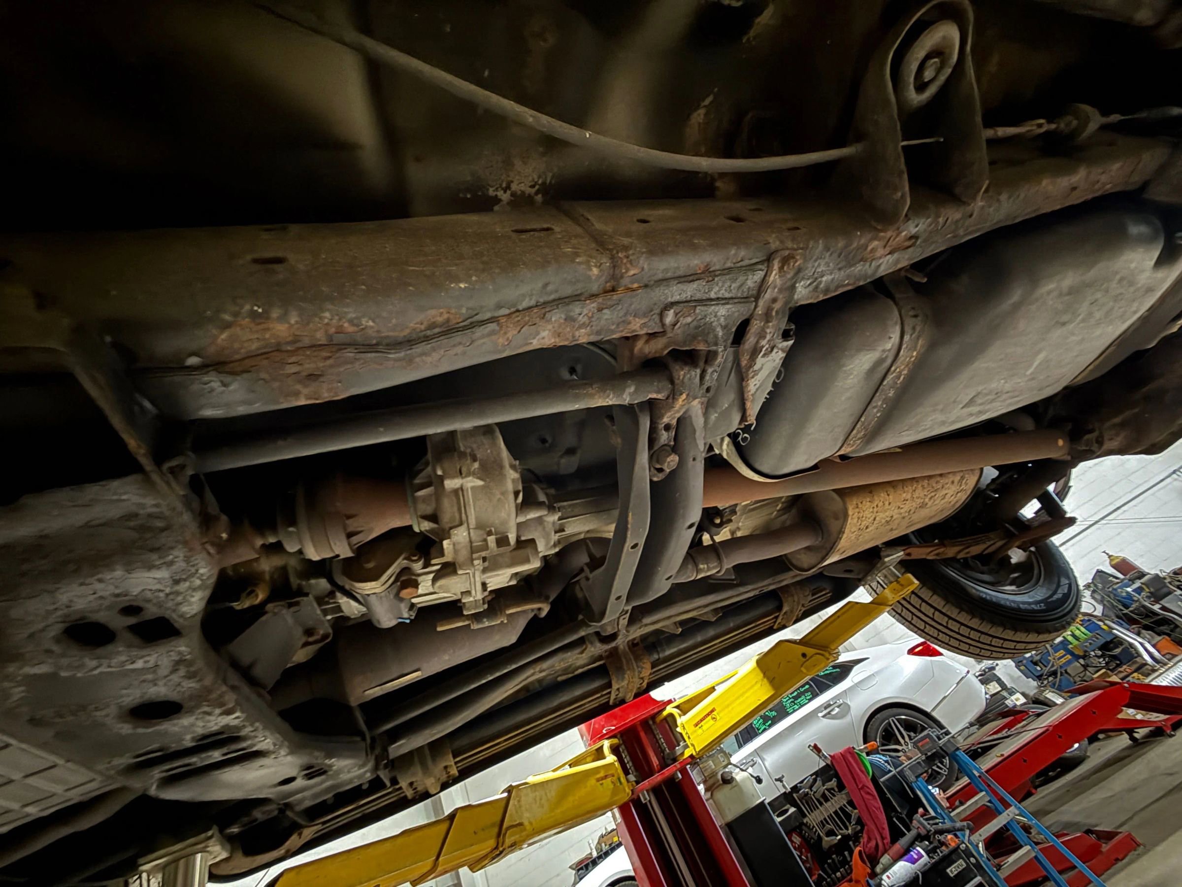 Used 2001 Dodge Durango R/T image 74