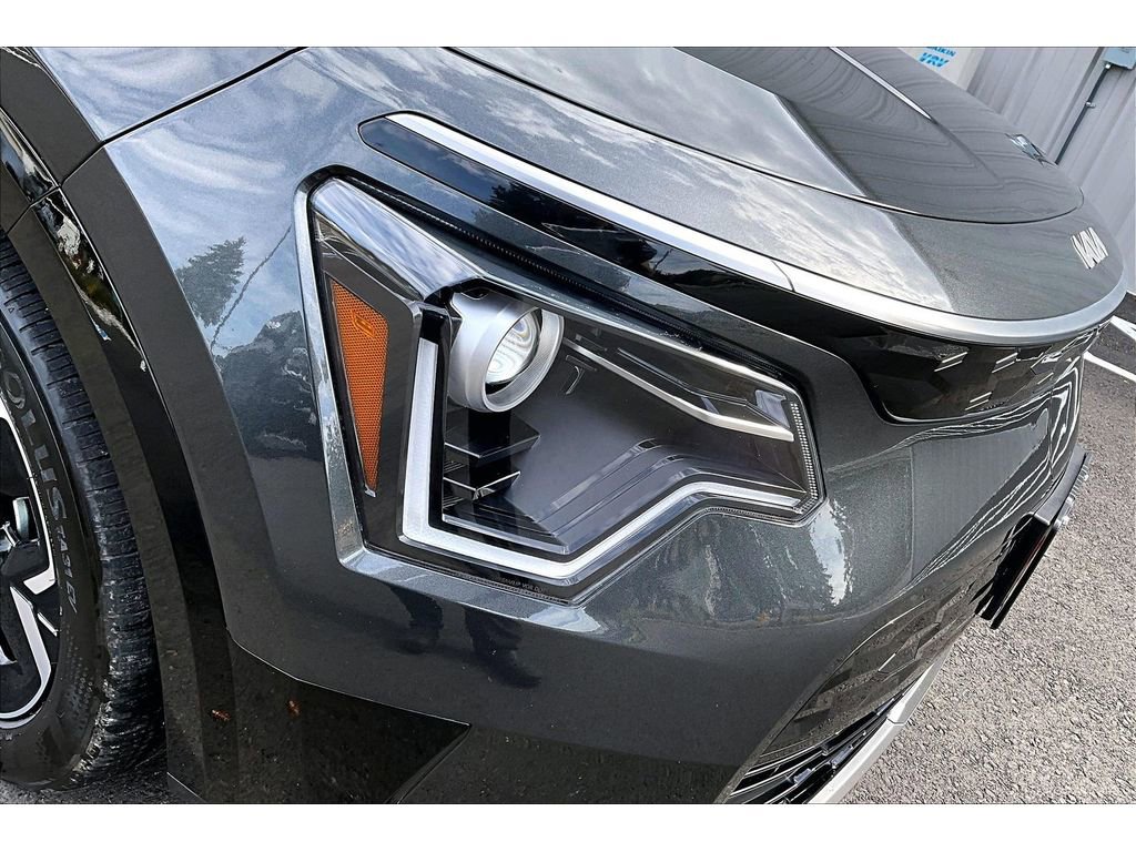 Used 2023 Kia Niro Wind w/ Wind Preserve Package FWD image 27