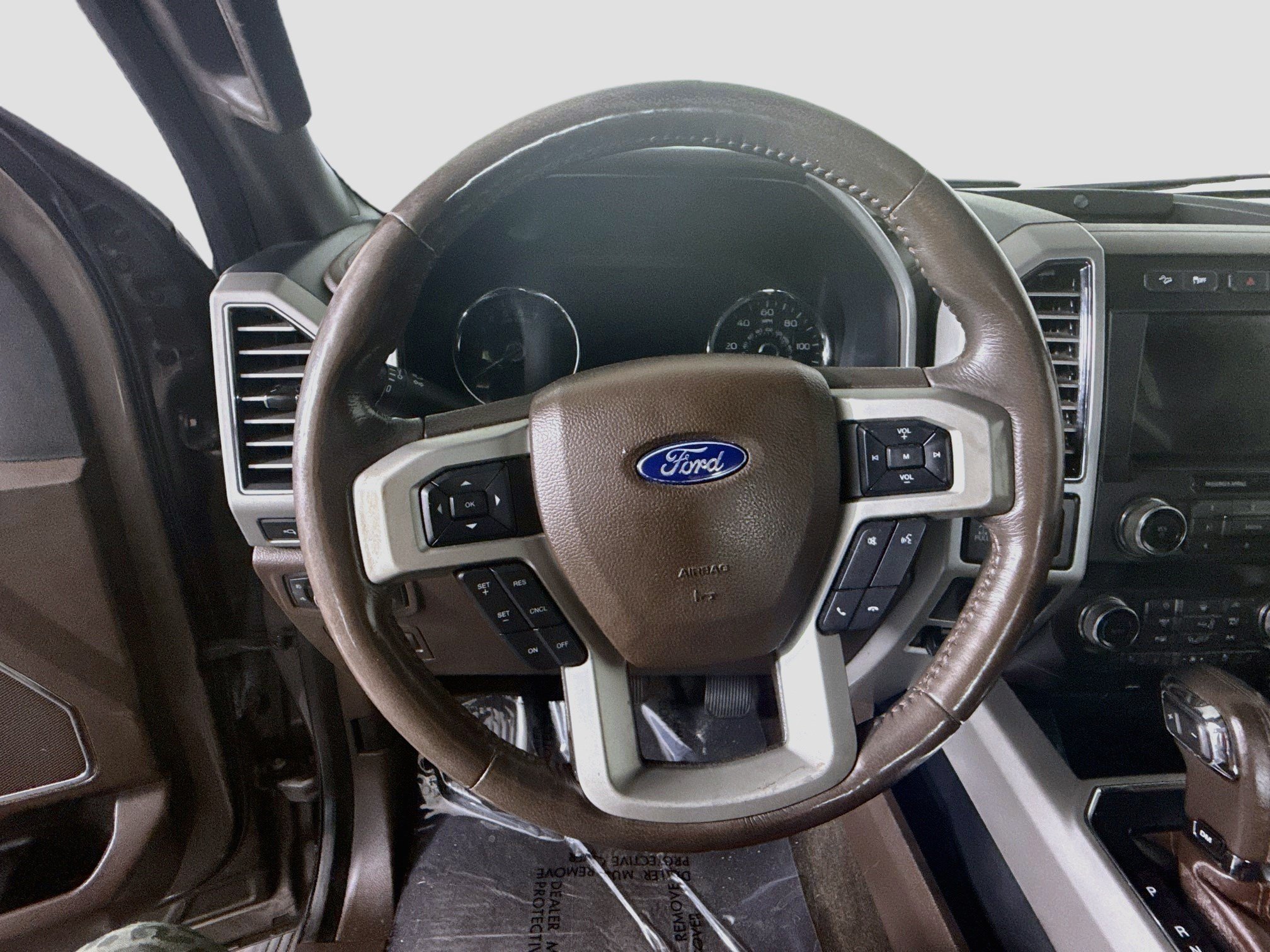 Used 2019 Ford F150 King Ranch w/ Equipment Group 601A Luxury AWD/4WD image 13