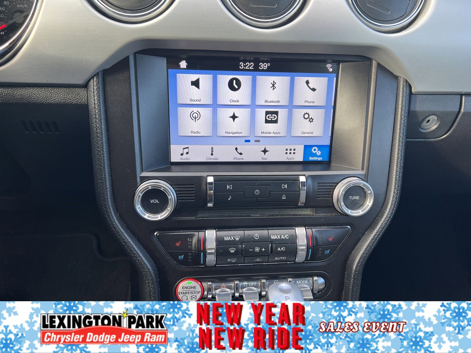 Used 2017 Ford Mustang GT Premium image 15