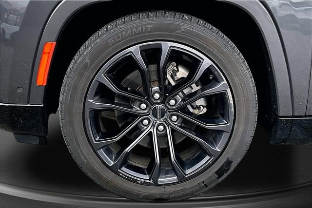 Used 2024 Jeep Grand Wagoneer L Series II w/ Quick Order Packagew 28T image 33