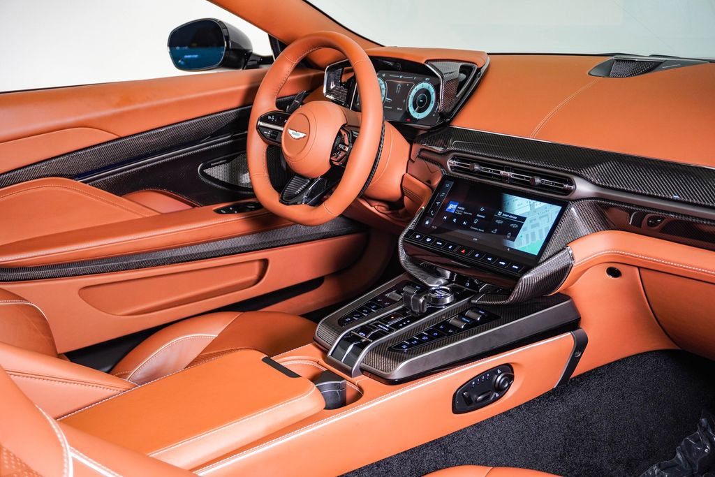 Used 2026 Aston Martin Vanquish Convertible RWD image 19