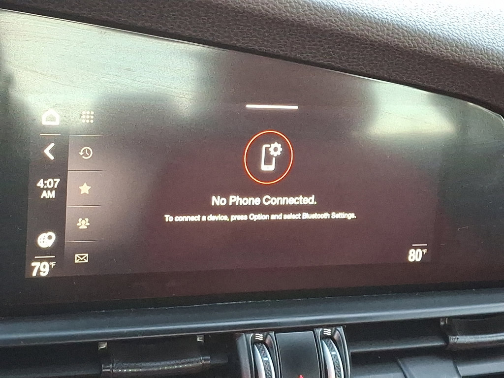 Used 2020 Alfa Romeo Giulia AWD image 29