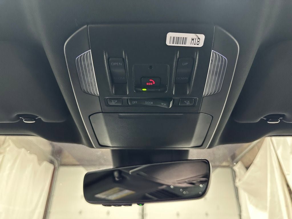 Used 2025 Toyota Highlander XSE AWD/4WD image 41