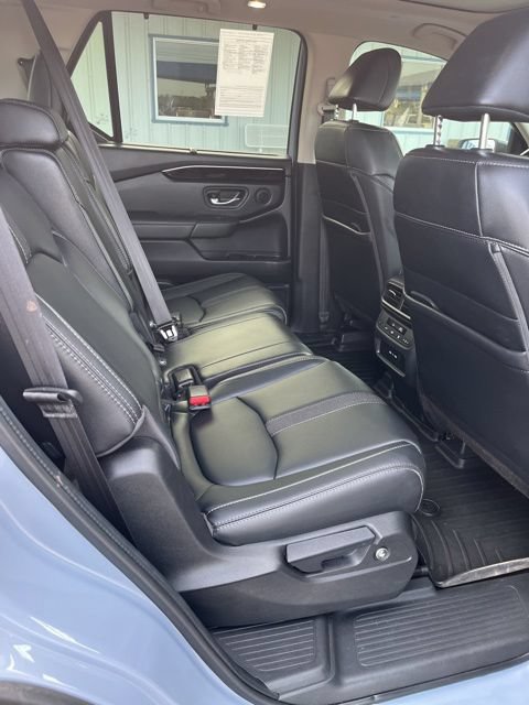 Used 2024 Honda Pilot Touring image 10