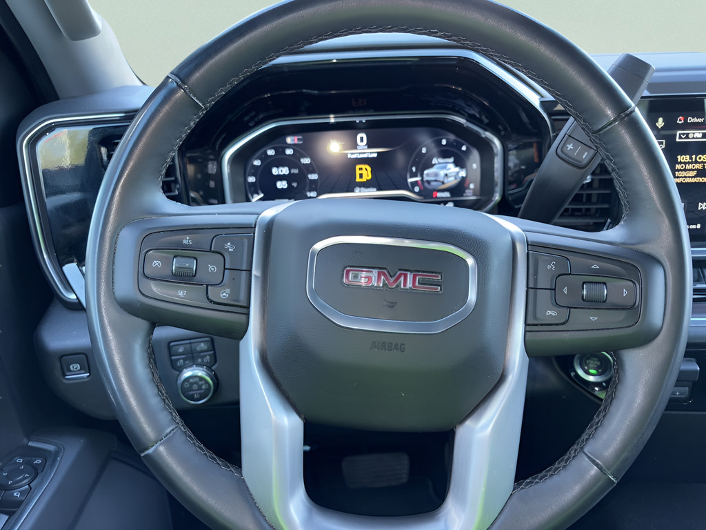 Used 2025 GMC Sierra 1500 SLT AWD/4WD image 13