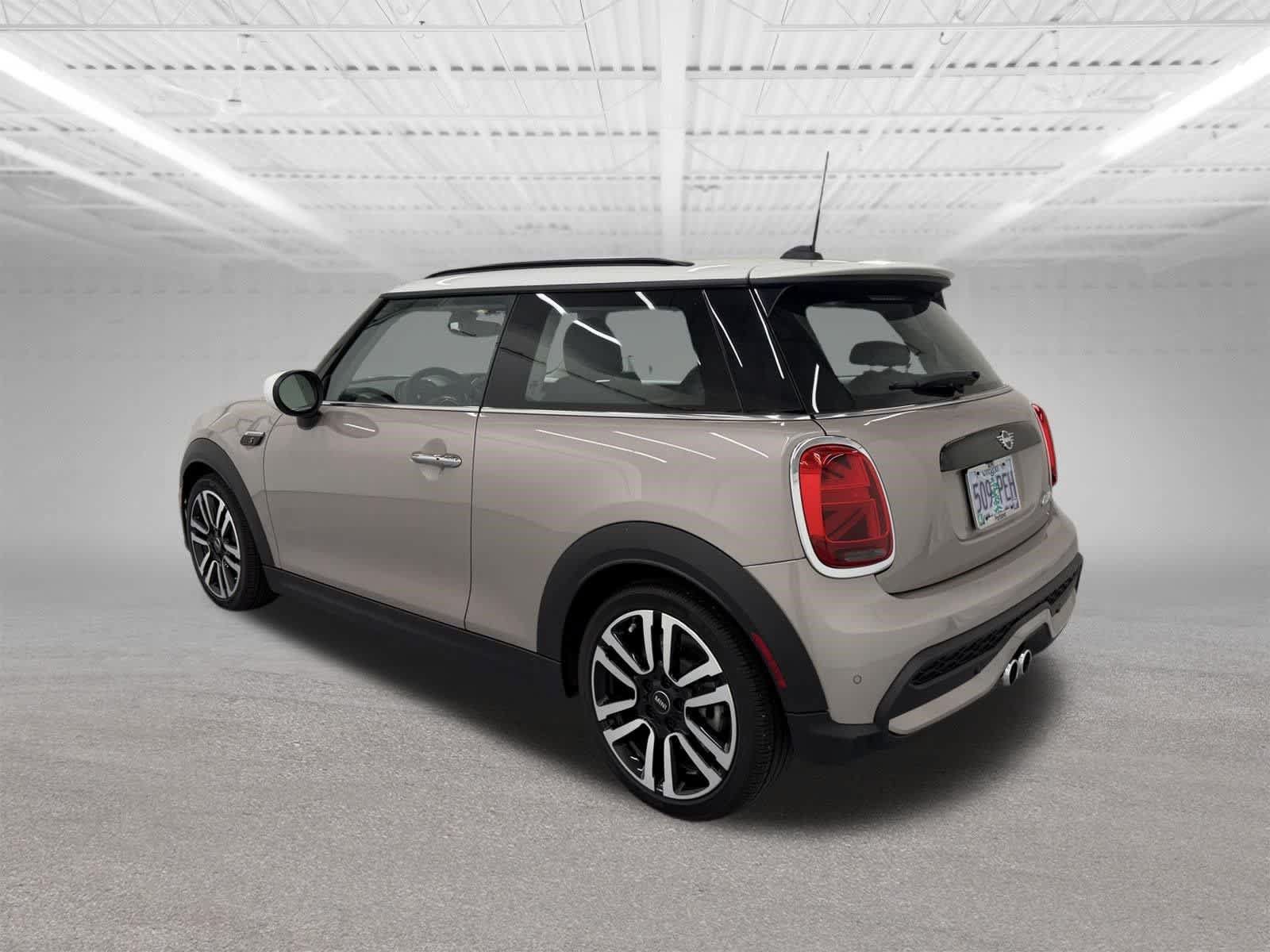 Used 2023 MINI Cooper S FWD image 3