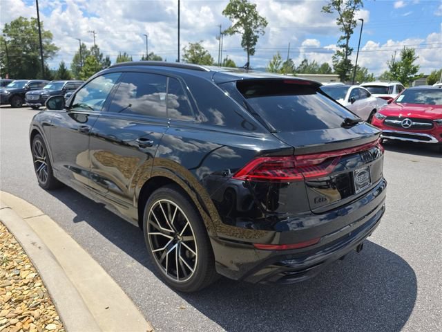 Used 2023 Audi Q8 Prestige AWD/4WD image 6