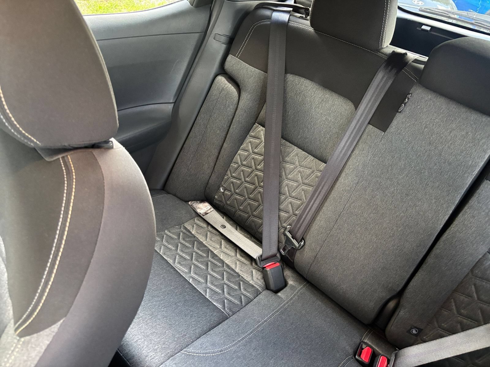 Used 2026 Nissan Kicks SV FWD image 37
