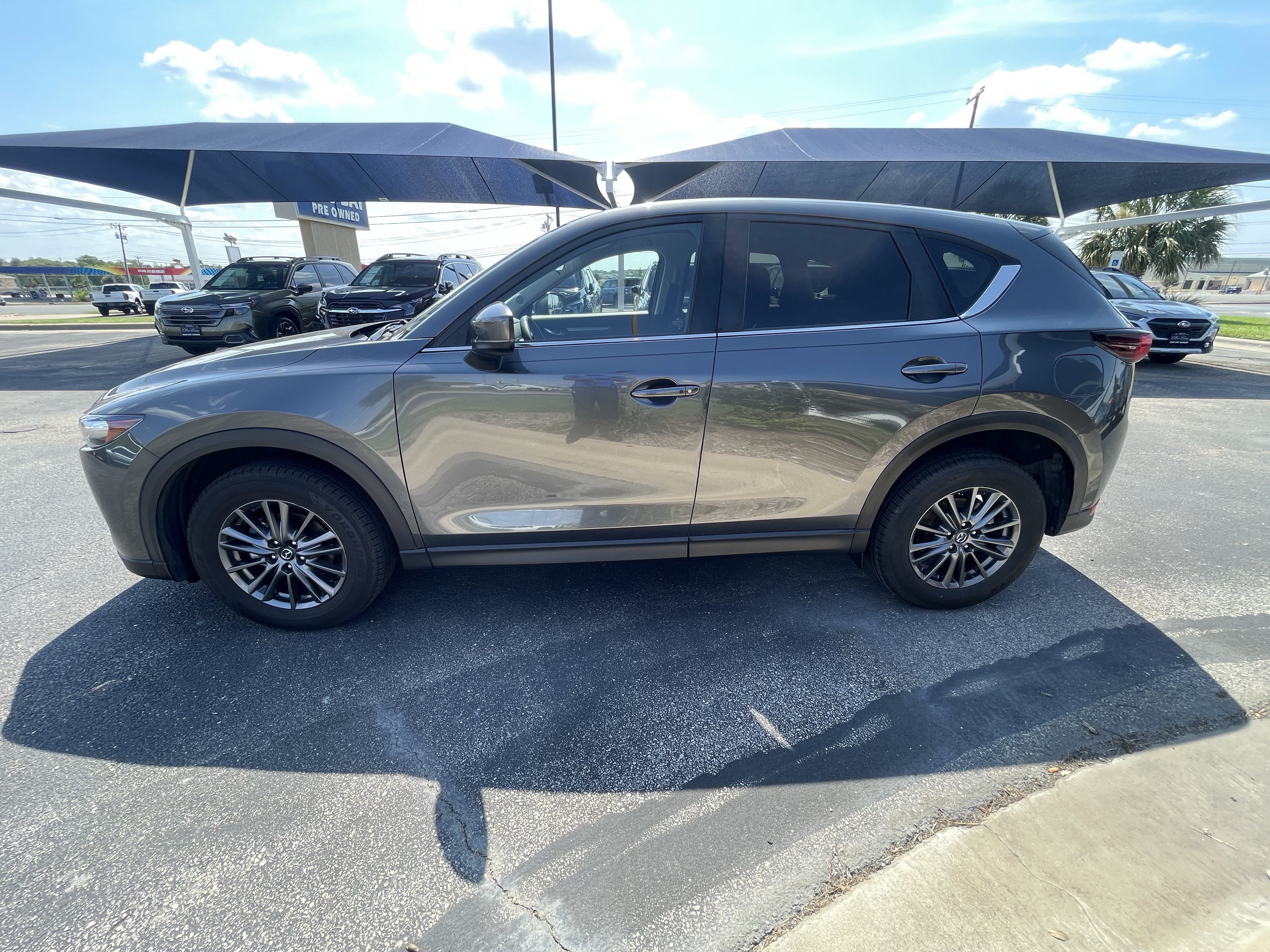 Used 2021 MAZDA CX-5 Touring FWD image 4