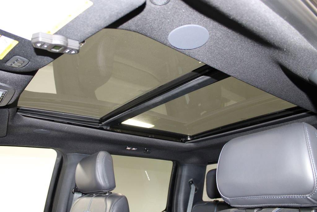 Used 2025 Ford F350 Platinum image 61