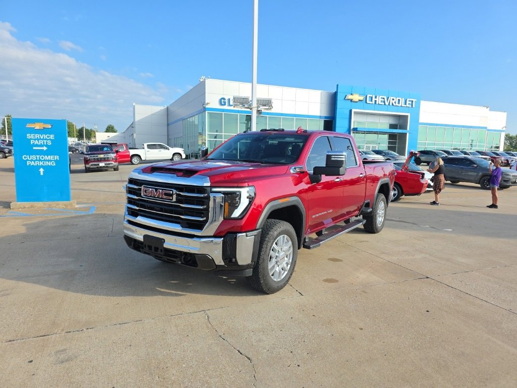 Used 2024 GMC Sierra 2500 SLT w/ SLT Premium Package image 1