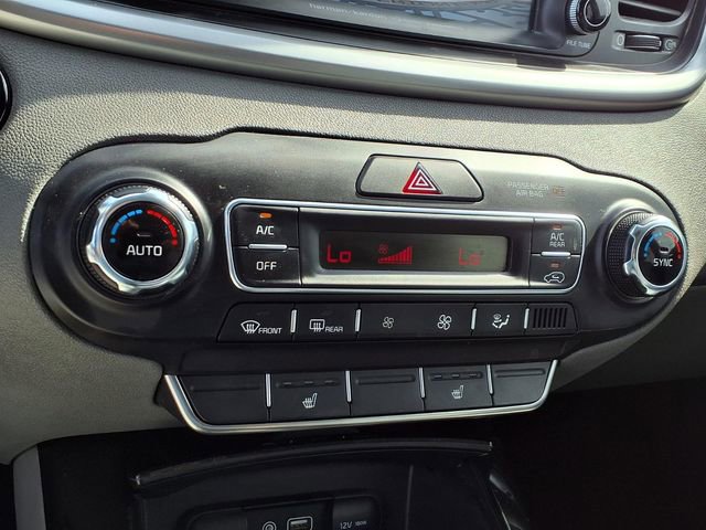 Used 2019 Kia Sorento SX image 8