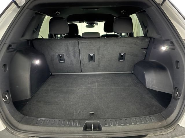 Used 2025 Chevrolet Equinox LT FWD image 11