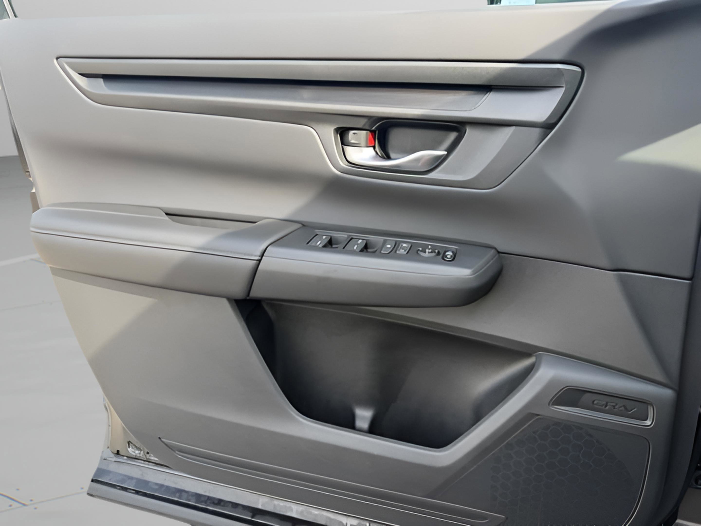 Used 2026 Honda CR-V LX image 22