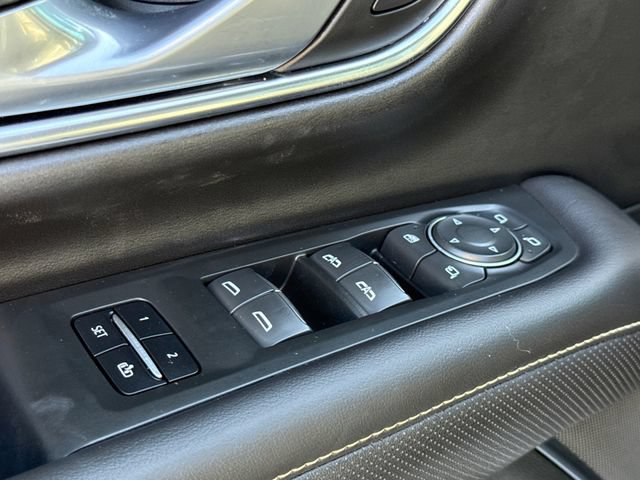 Used 2022 Chevrolet Tahoe Premier AWD/4WD image 21