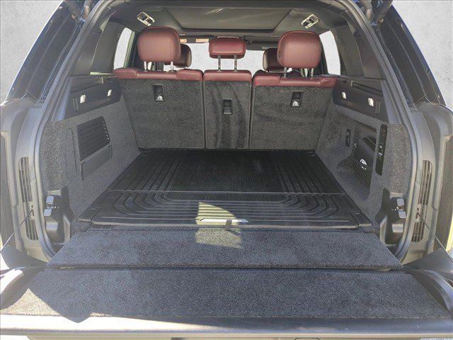 Used 2025 Land Rover Range Rover SE AWD/4WD image 25