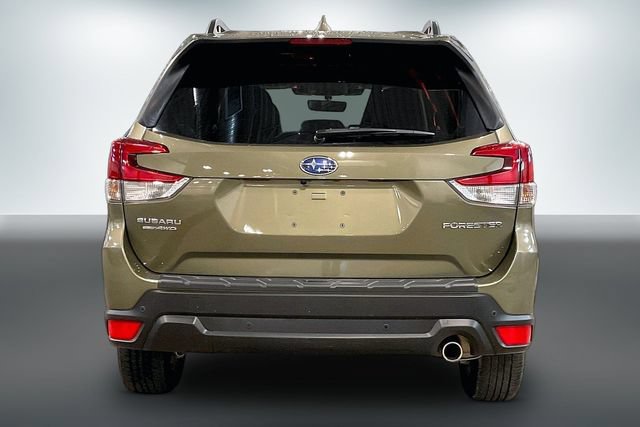 Used 2023 Subaru Forester Limited AWD/4WD image 4