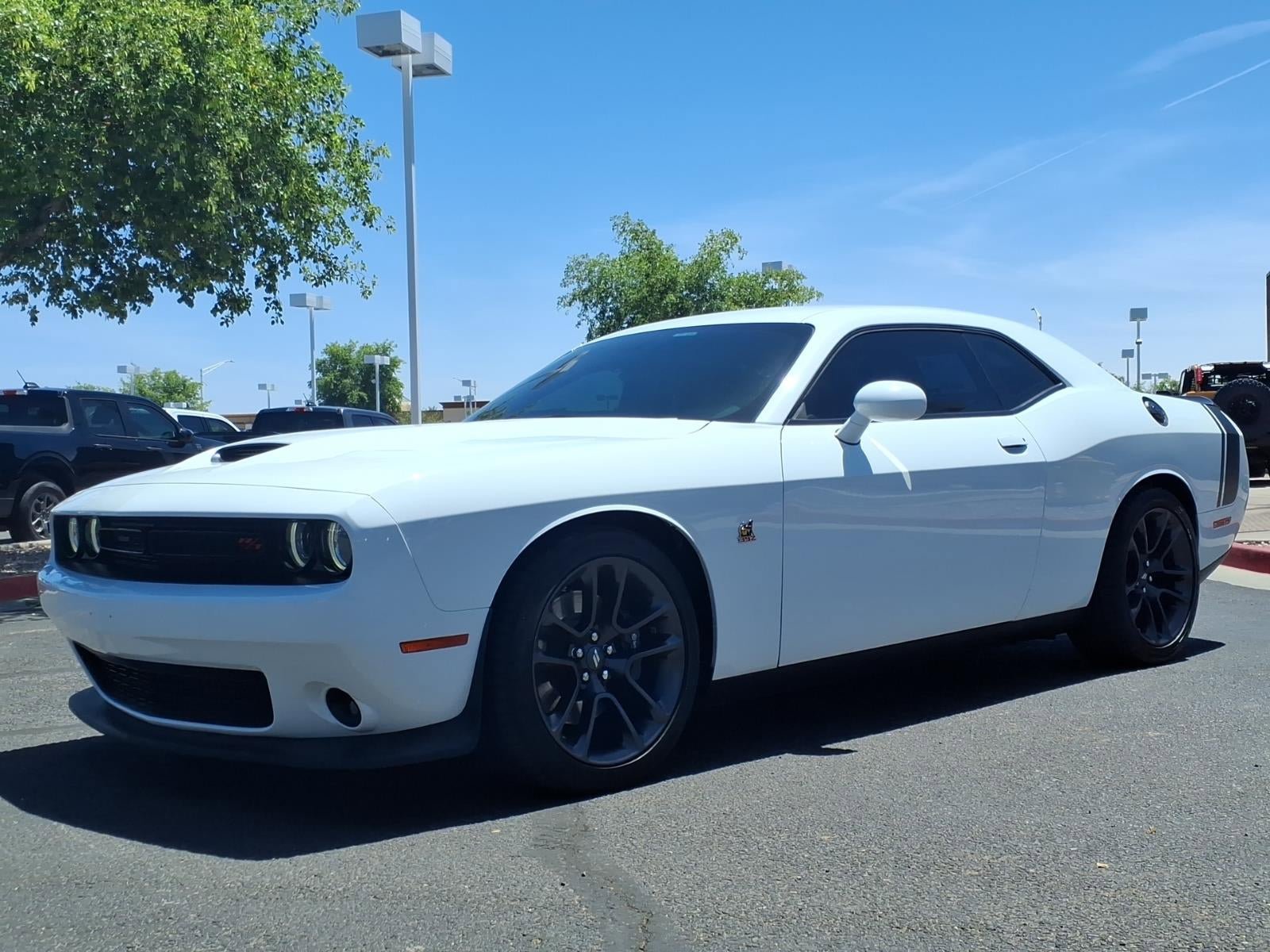 Used 2022 Dodge Challenger R/T Scat Pack w/ Scat Pack Stripe RWD image 8