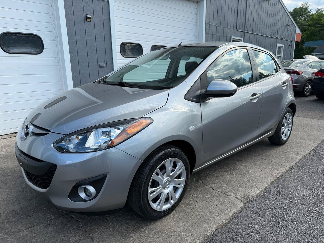 Used 2012 MAZDA MAZDA2 Sport FWD image 1