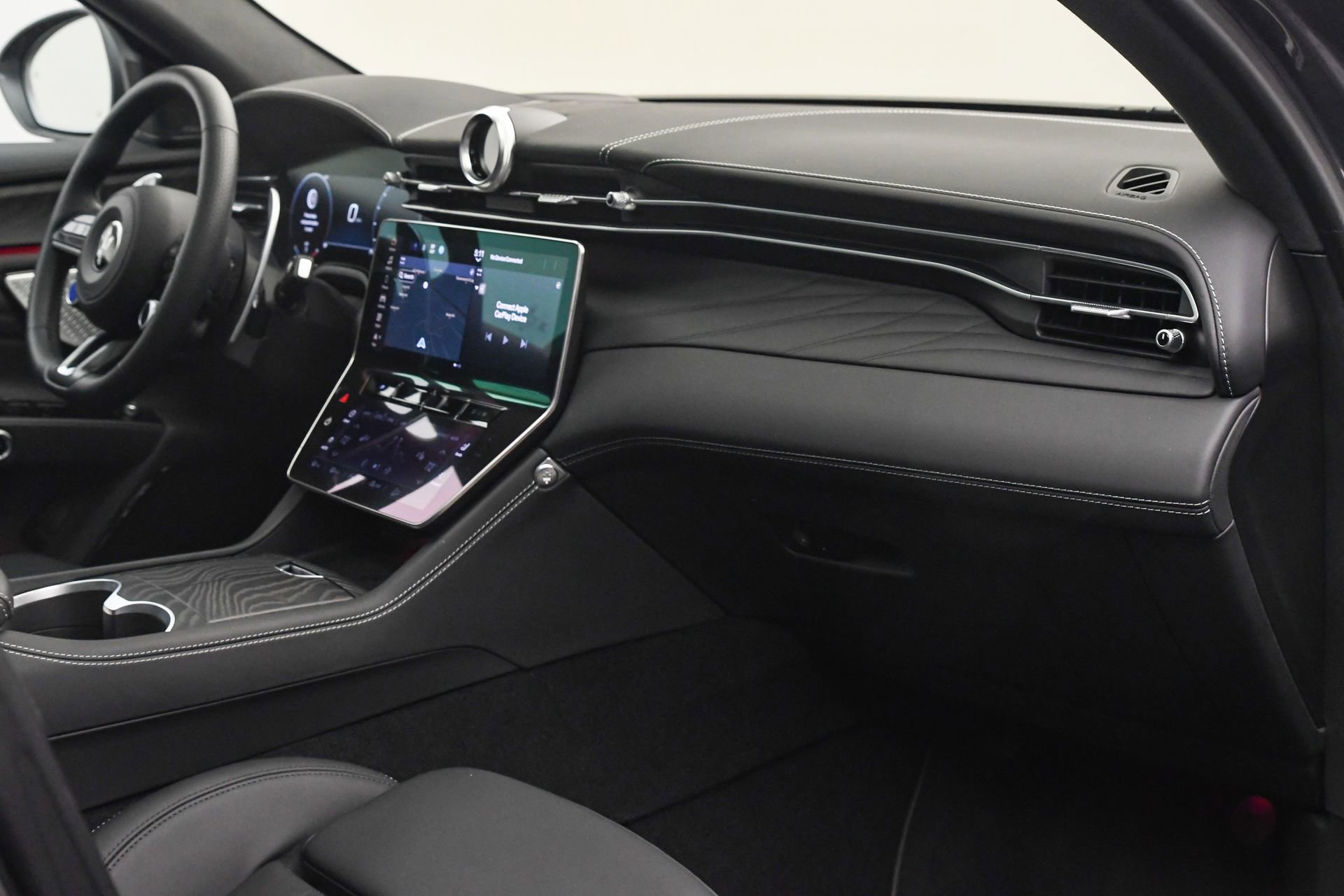 New 2025 Maserati Grecale GT image 19