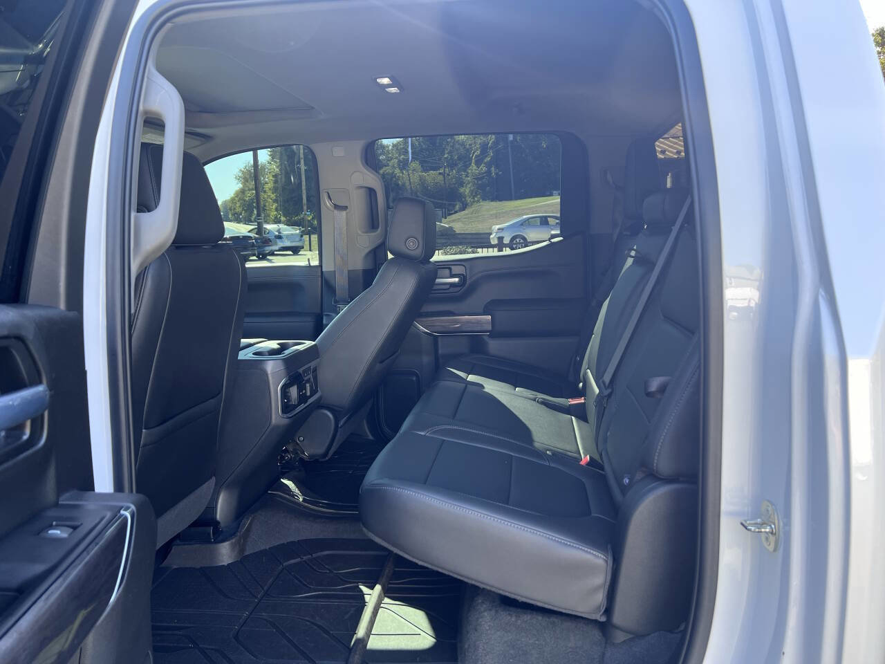 Used 2020 Chevrolet Silverado 1500 LTZ w/ LTZ Plus Package image 26