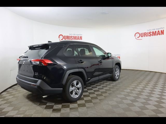 Used 2025 Toyota RAV4 XLE image 10