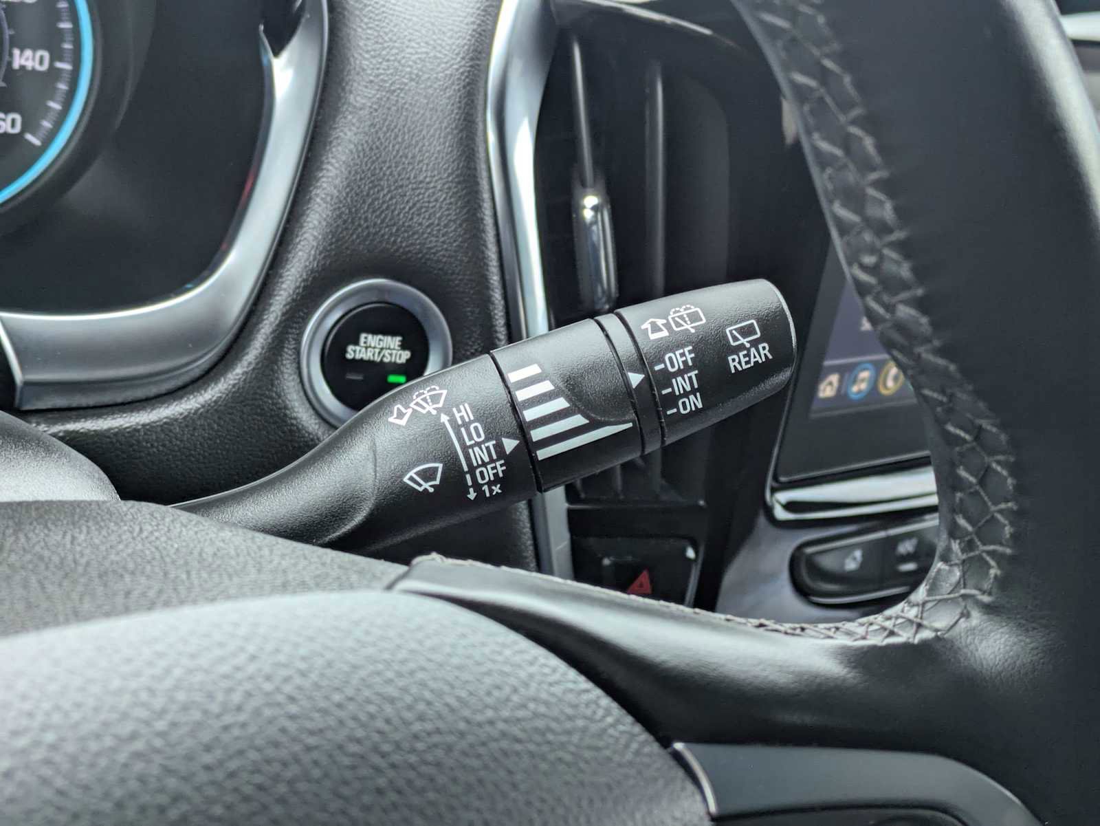 Used 2024 Chevrolet Traverse LT w/ LPO, Floor Liner Package AWD/4WD image 27