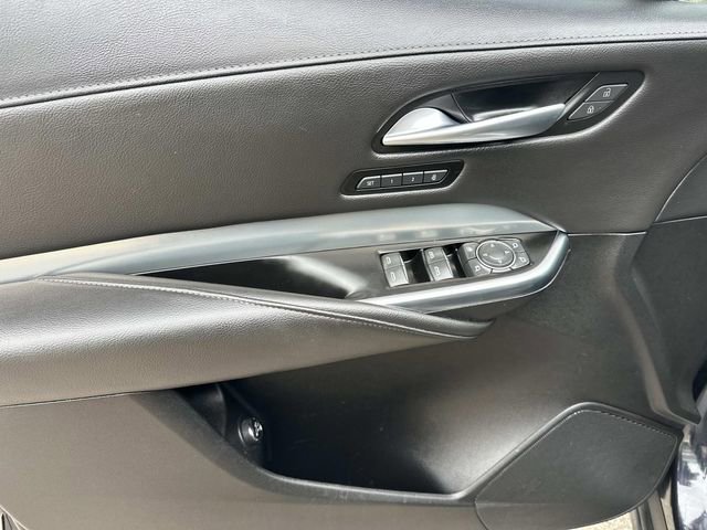 Used 2023 Cadillac XT4 Premium Luxury w/ Cold Weather Package FWD image 15