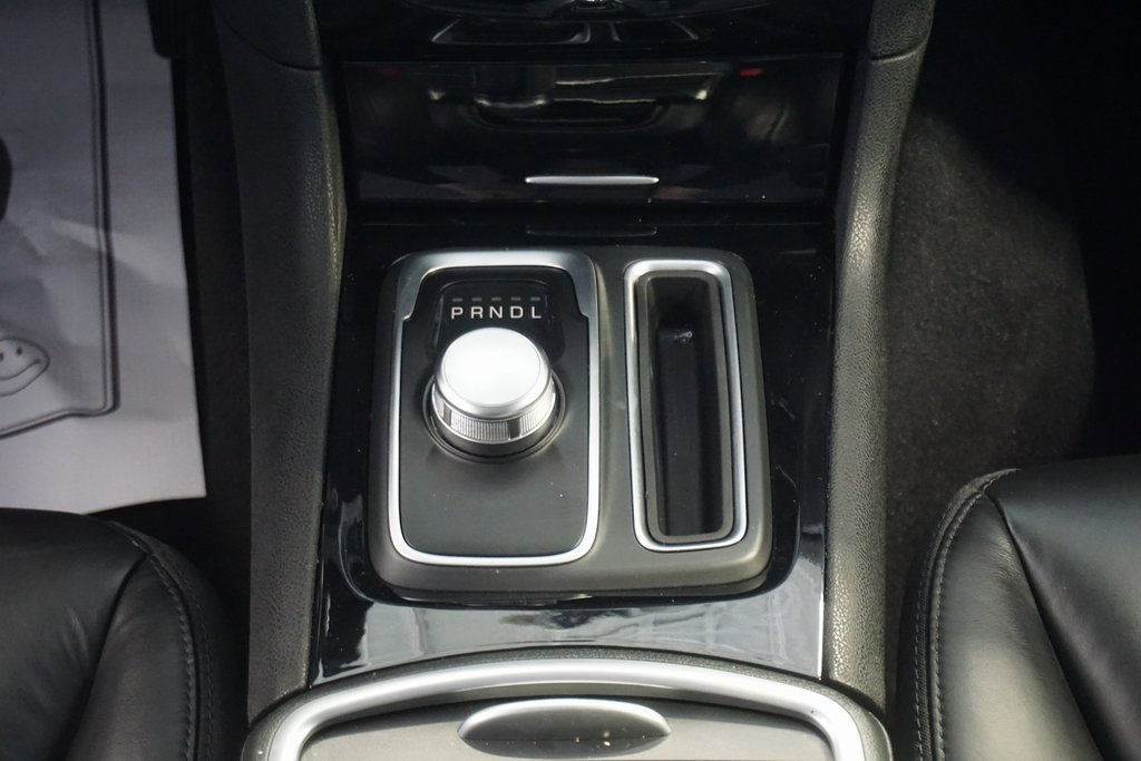 Used 2023 Chrysler 300 Touring L image 31