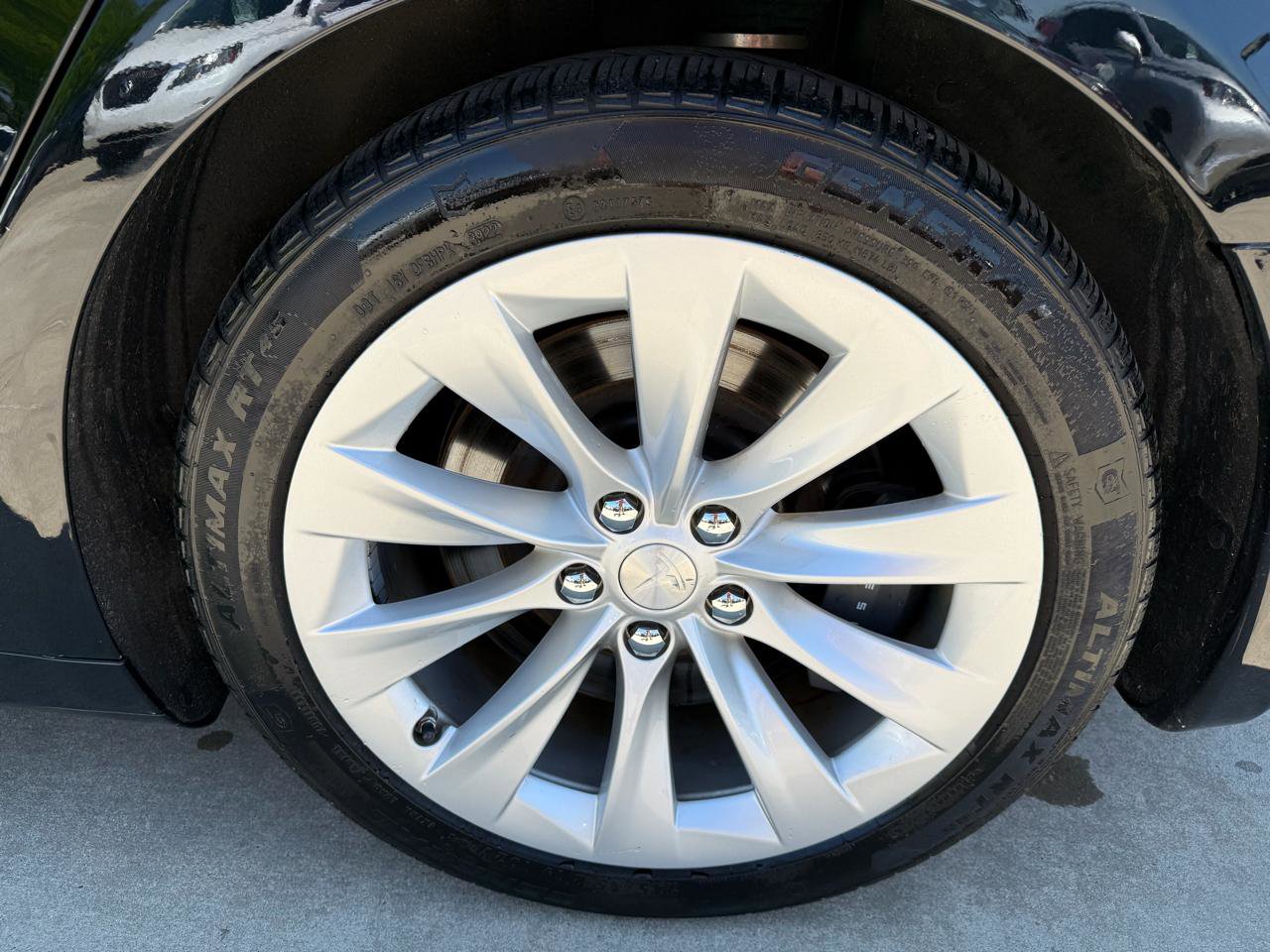 Used 2019 Tesla Model S Long Range image 7