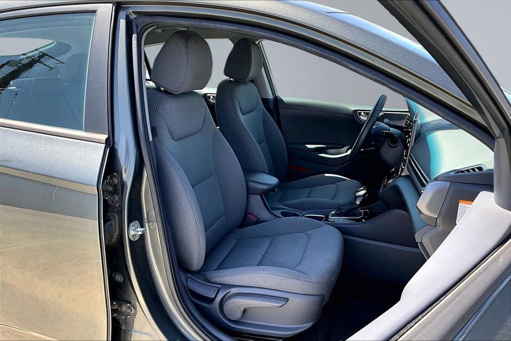 Used 2022 Hyundai Ioniq Blue FWD image 16